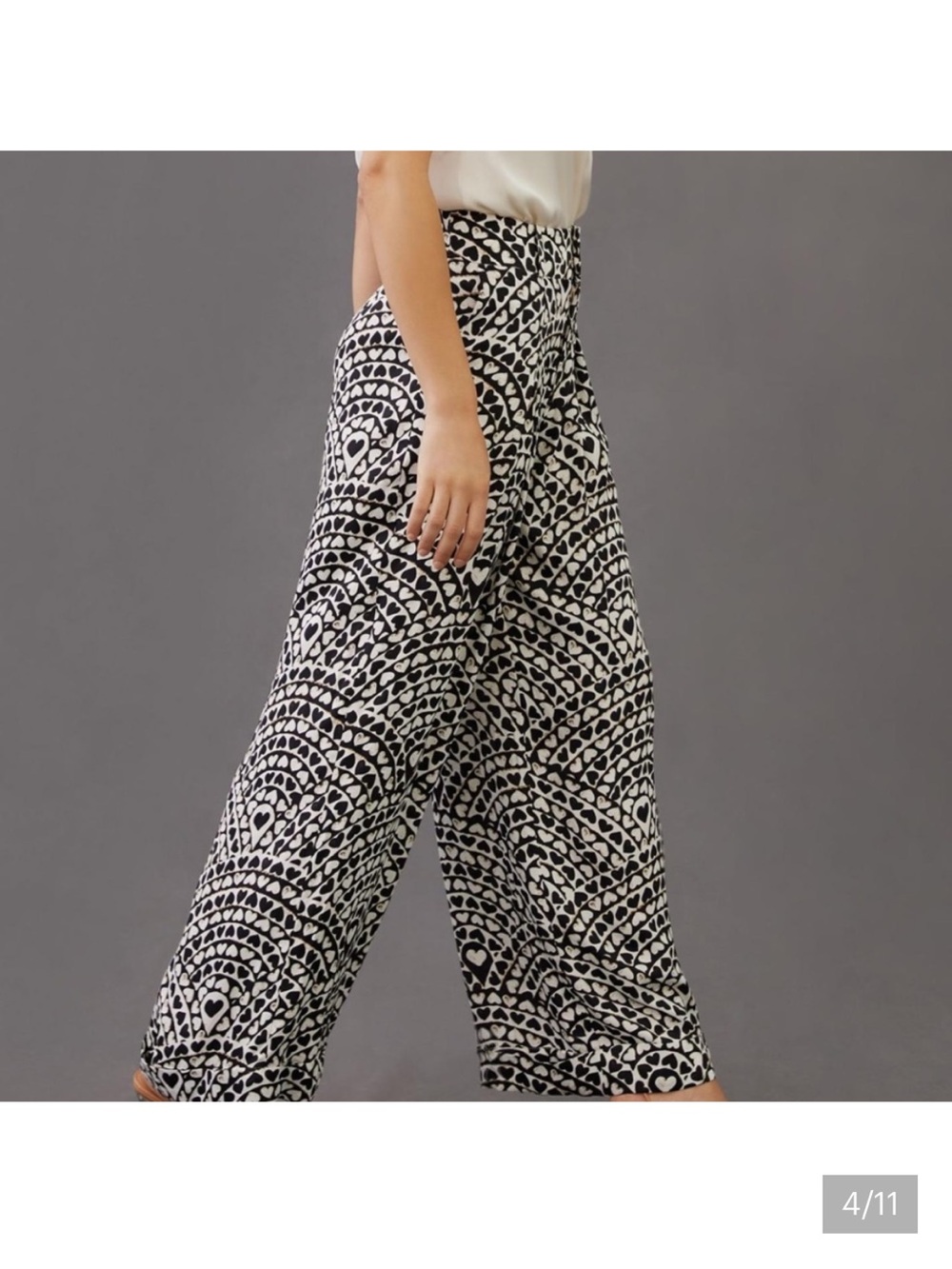 FARM rio Black & White heart Pattern Wide-Leg EUC large pleated front & pockets